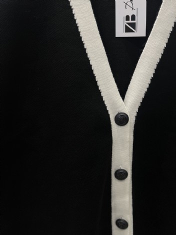 Siyah beyaz triko hırka