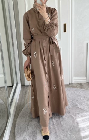 İşleme detay keten elbise